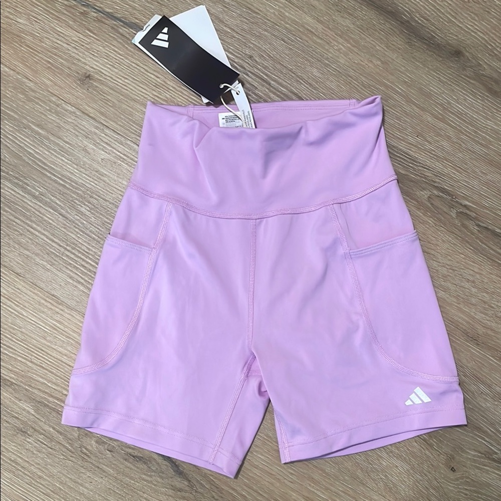 NWT Adidas DailyRun Biker Shorts in Lilac Light Pink Purple extra small XS